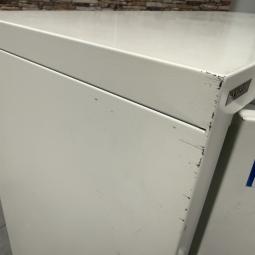  - 1x ahrend witte stalen 2-deurs werkplaatskast  (25)