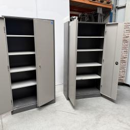  - set 2x ahrend met schade !! intensief gebruikt !! (11)