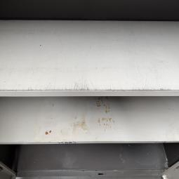  - set 2x ahrend met schade !! intensief gebruikt !! (16)