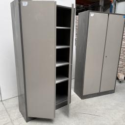  - set 2x ahrend met schade !! intensief gebruikt !! (27)