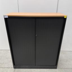  - ahrend 1x met en 1x zonder sleutel zwart beuken (9)
