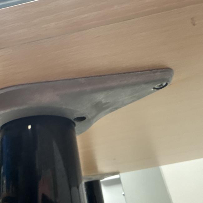  - 1x tafel gedemonteerd (12)