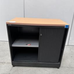  - ahrend zwart beuken met schade  (1)
