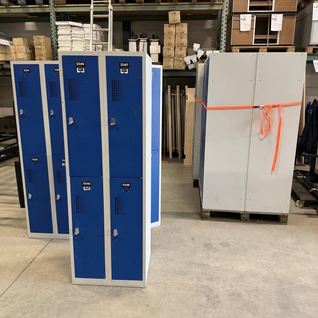  - partij 4-deurs - 2 soorten draaiknop of omlegslotje voor evt hangslot (2)