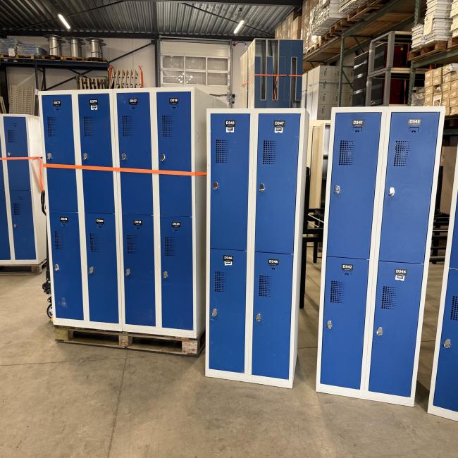  - partij 4-deurs - 2 soorten draaiknop of omlegslotje voor evt hangslot (11)