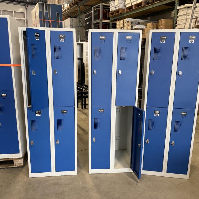 - partij 4-deurs - 2 soorten draaiknop of omlegslotje voor evt hangslot (16)