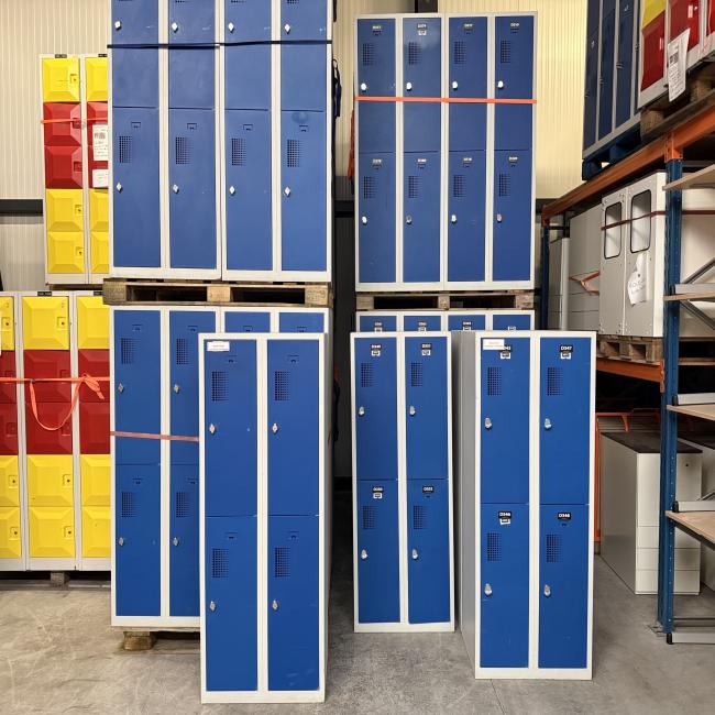  - partij 4-deurs - 2 soorten draaiknop of omlegslotje voor evt hangslot (32)
