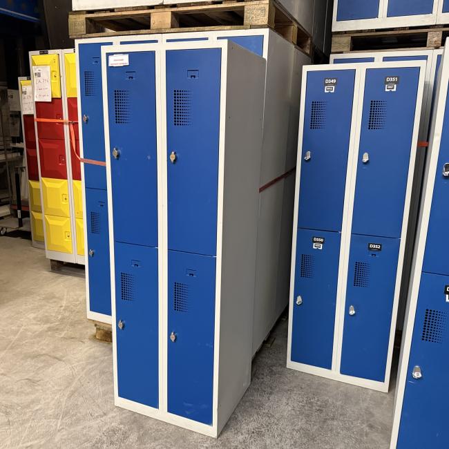  - partij 4-deurs - 2 soorten draaiknop of omlegslotje voor evt hangslot (33)