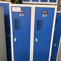  - partij 4-deurs - 2 soorten draaiknop of omlegslotje voor evt hangslot (41)