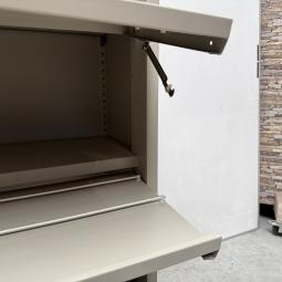  - markant met 3x kleppen (30)