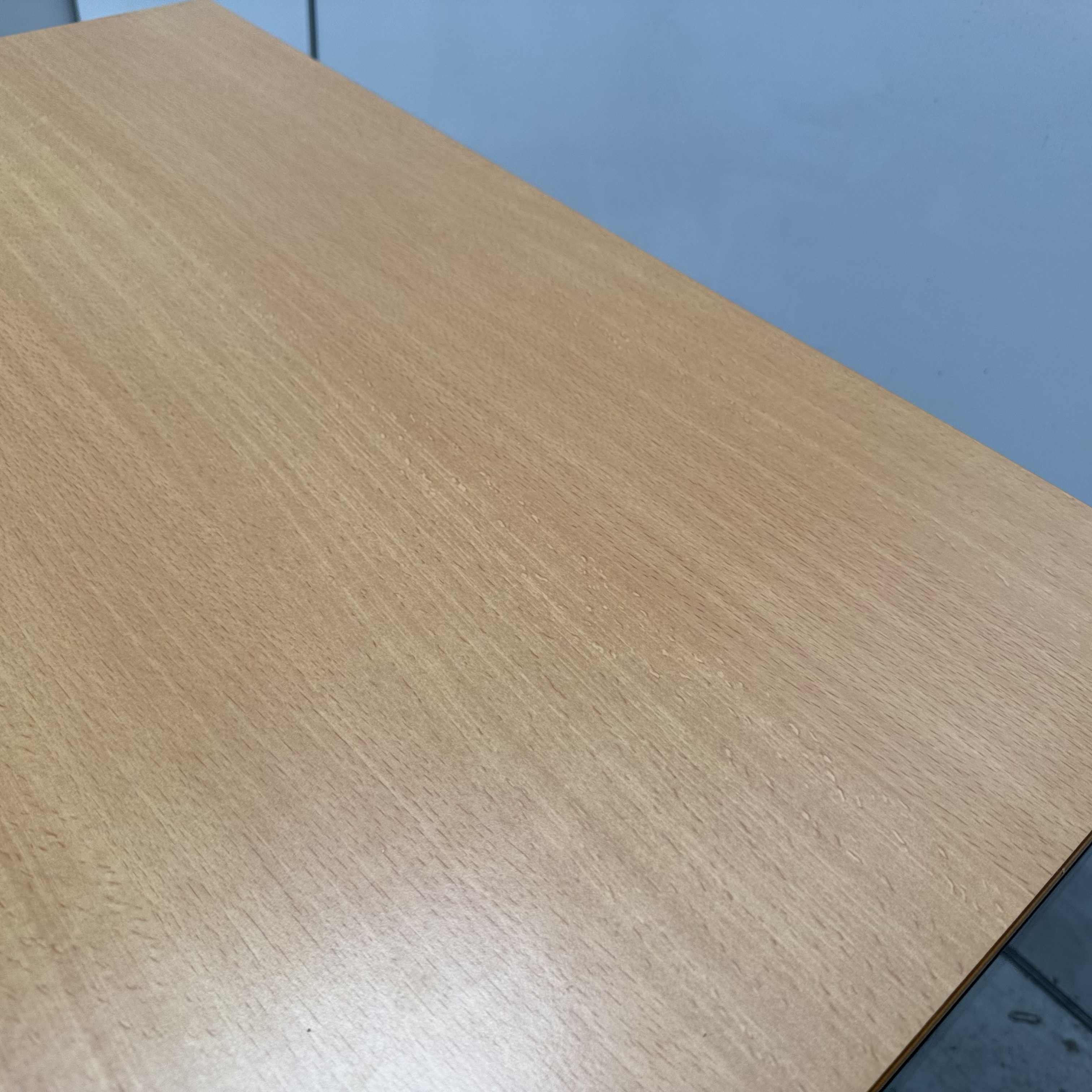  - ahrend zwart met ribbeldeur 4x met en 4x zonder sleutel (5)