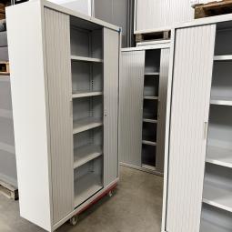  - schaffenburg 196x120x45 lichtgrijs 3x zonder en 8x met sleutel 225,- en 235,- pst ex (7)