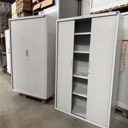  - schaffenburg 196x120x45 lichtgrijs 3x zonder en 8x met sleutel 225,- en 235,- pst ex (12)