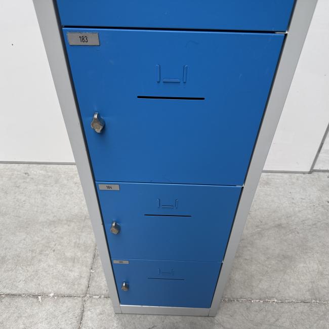  - partij 23x 5-deurs blauw lichtgrijs (12)