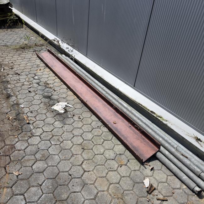  - STALEN U-BALK 2370X200X75 MM  DIKTE 8-9 MM (1)