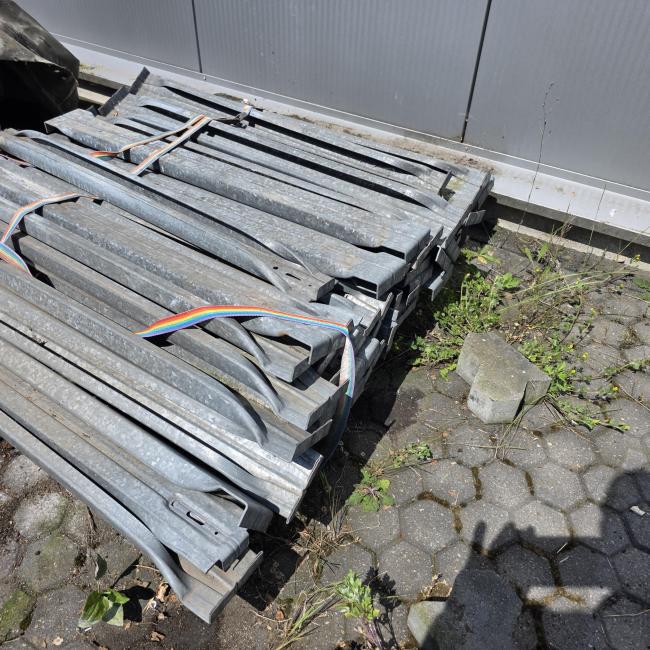  - 48 X DWARS ONDERLIGGER LEGBORDEN PALLETSTELLING AFM 1060X75X45 MM (5)
