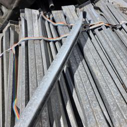  - 48 X DWARS ONDERLIGGER LEGBORDEN PALLETSTELLING AFM 1060X75X45 MM (2)
