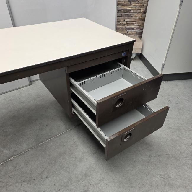  - bureau afm 120x60x67 hoog  (4)