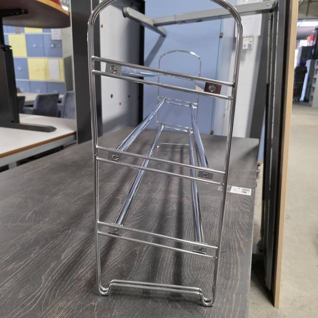  - verchroomde metalen schappenstelling afm 64-108 cm  lang en 54 cm hoog  (4)