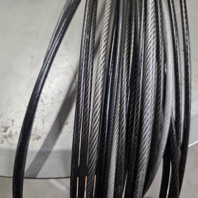  - 20x staalkabel met lus  4-5-6 mm  ±175 cm lang  (2)
