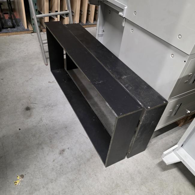  - trespa lockerkast afm 185x125x51 cm afm deur 92x29 cm  (12)