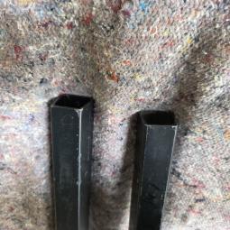  - 2X 147 CM TRAPEZIUM KOKER 43X33 MM 3-4 MM DIK  (1)
