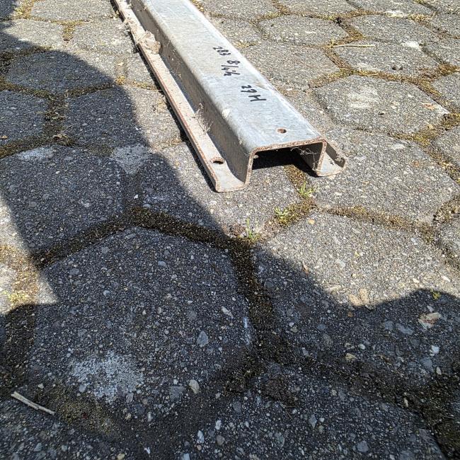  - 2X METALEN SIGMA PROFIEL 283X8 CM HOOGTE 4,5 CM  (3)