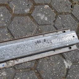 - 2X METALEN SIGMA PROFIEL 283X8 CM HOOGTE 4,5 CM  (1)