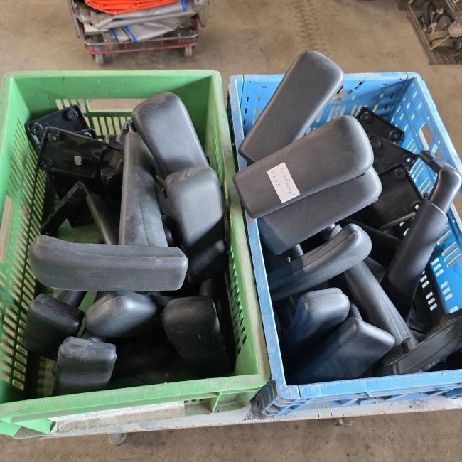  - COMPLETE ARMLIGGER AHREND 230  (1)