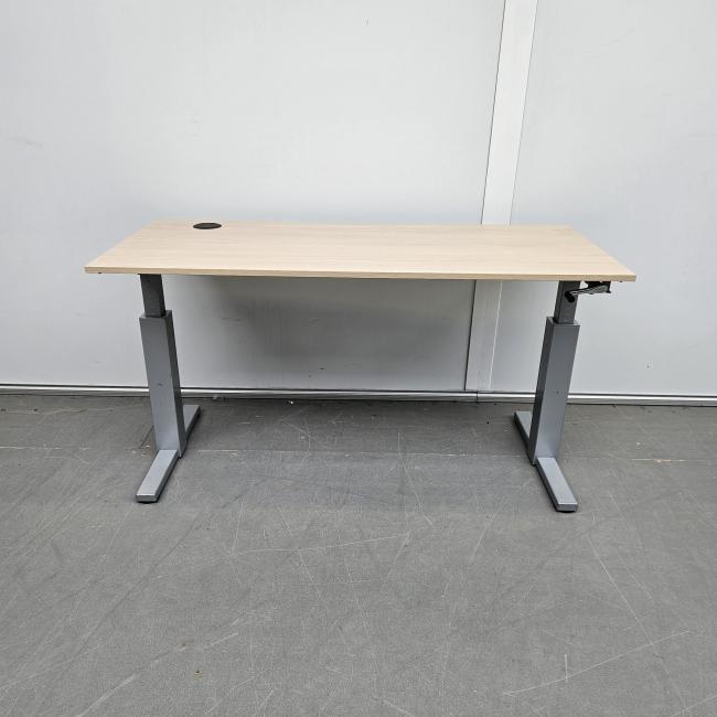 - Gispen Steeltop slingerbureau - 140x60 cm (1)