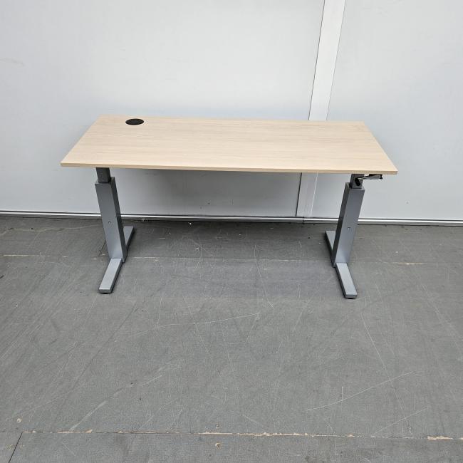  - Gispen Steeltop slingerbureau - 140x60 cm (2)