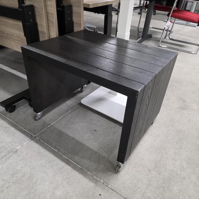 - verrijdbare eiken tafel afm 70x55x52 h (4) - kopie