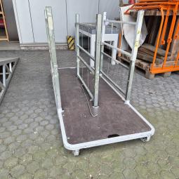  - plateau met rek platenrek afm 200x80 cm hoogte rek 90 cm  (1)